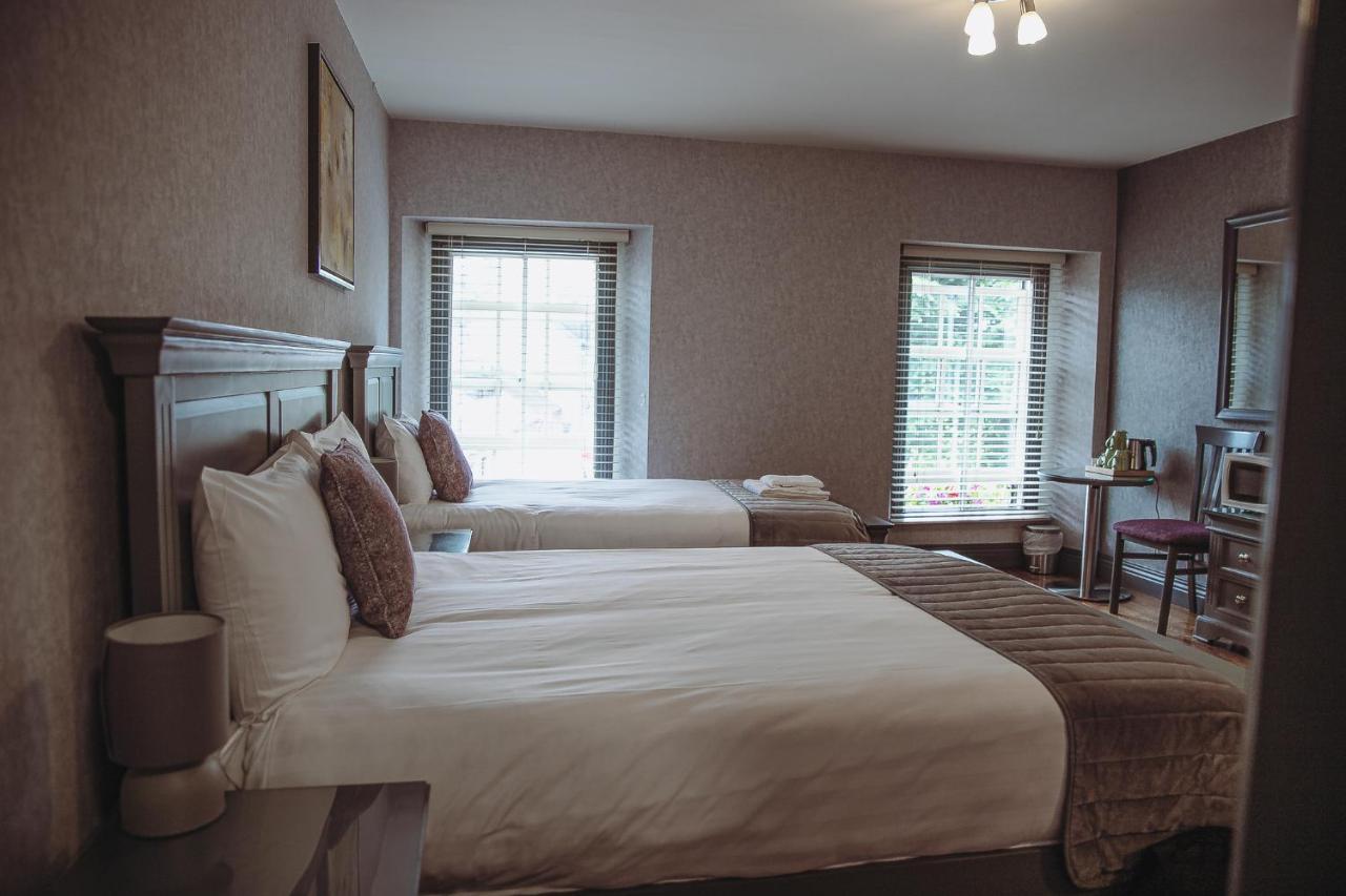 Muskerry Arms Bar And B&B Blarney Dış mekan fotoğraf