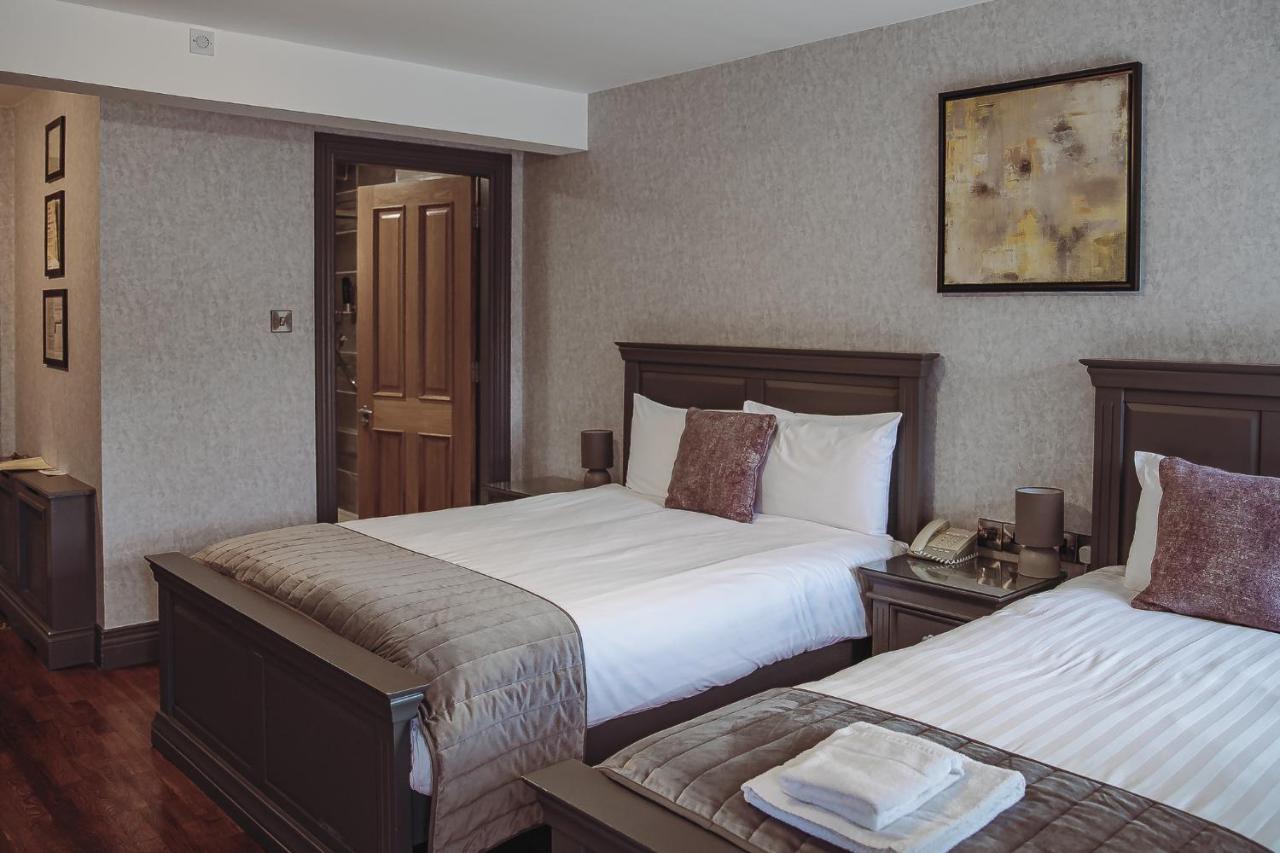 Muskerry Arms Bar And B&B Blarney Dış mekan fotoğraf