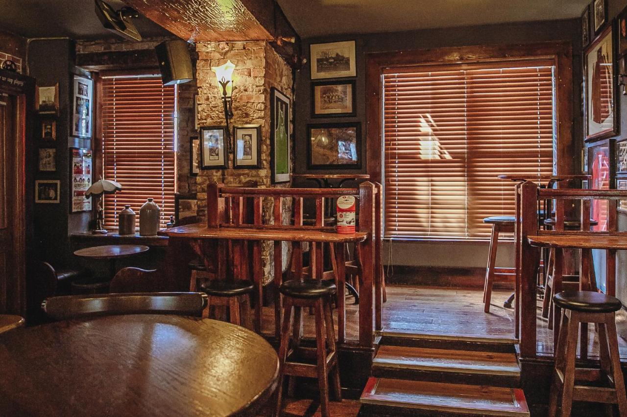Muskerry Arms Bar And B&B Blarney Dış mekan fotoğraf