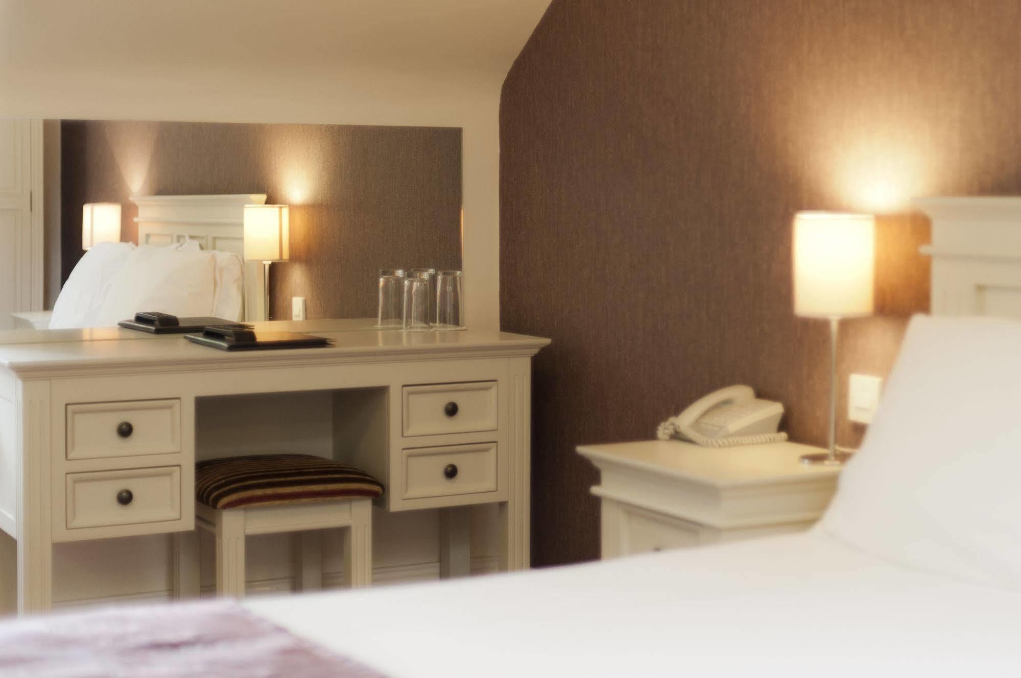 Muskerry Arms Bar And B&B Blarney Dış mekan fotoğraf